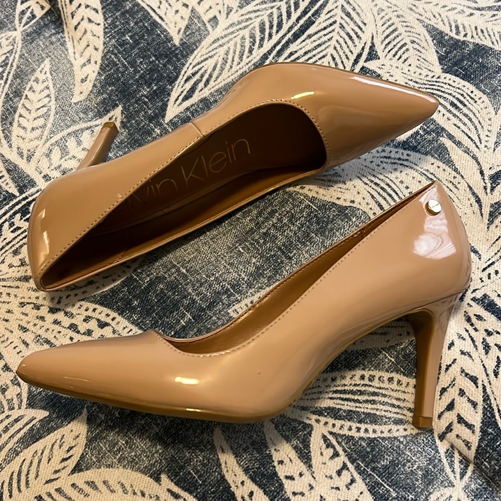 Calvin Klein small heel